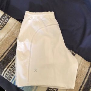 lululemon Pace Breaker Short 7" Lined